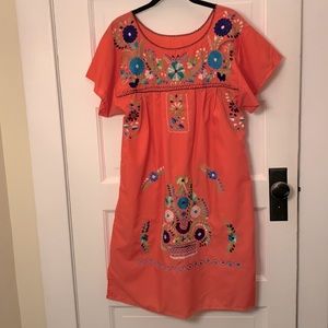 💃 Vintage inspired Mexican dress embroidered